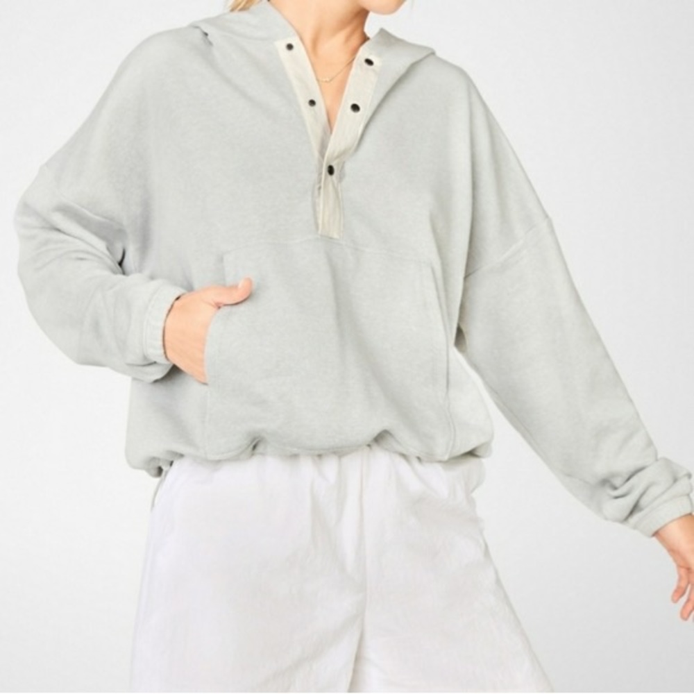 Fabletics Emory Hoodie in Gray Size Small Quarter Sweatshirt